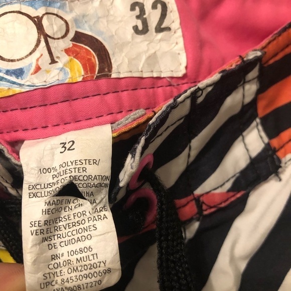 3/$25 🙌🏼 Y2K OP Patterned Board Shorts Swim Trunks 32 - Picture 7 of 7